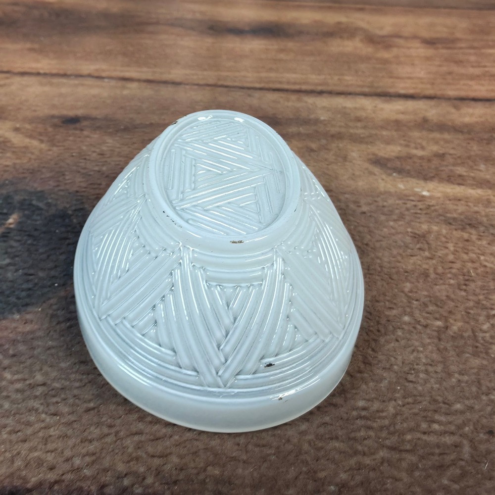 Vintage Milk Glass Rabbit on Nest Candy Dish White Good Textured Easter Decor - Picture 9 of 10
